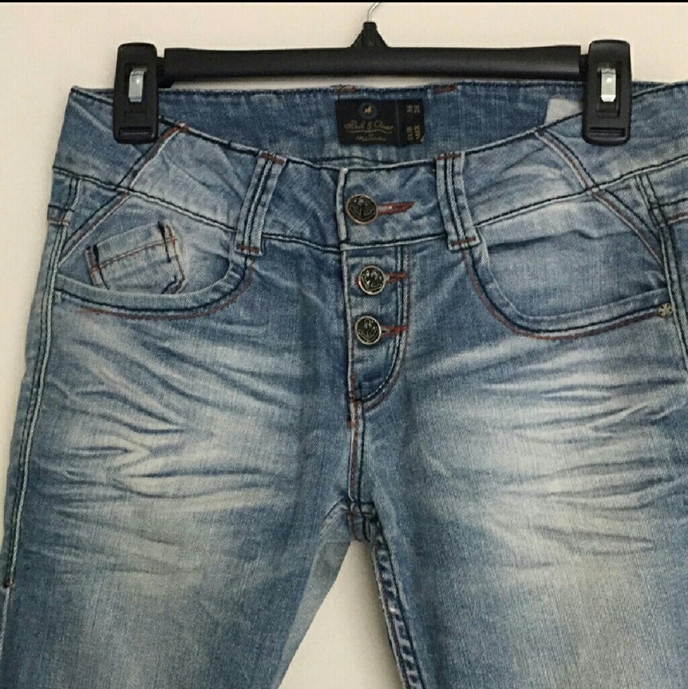 Pull and Bear Skinny Jeans from Paris!